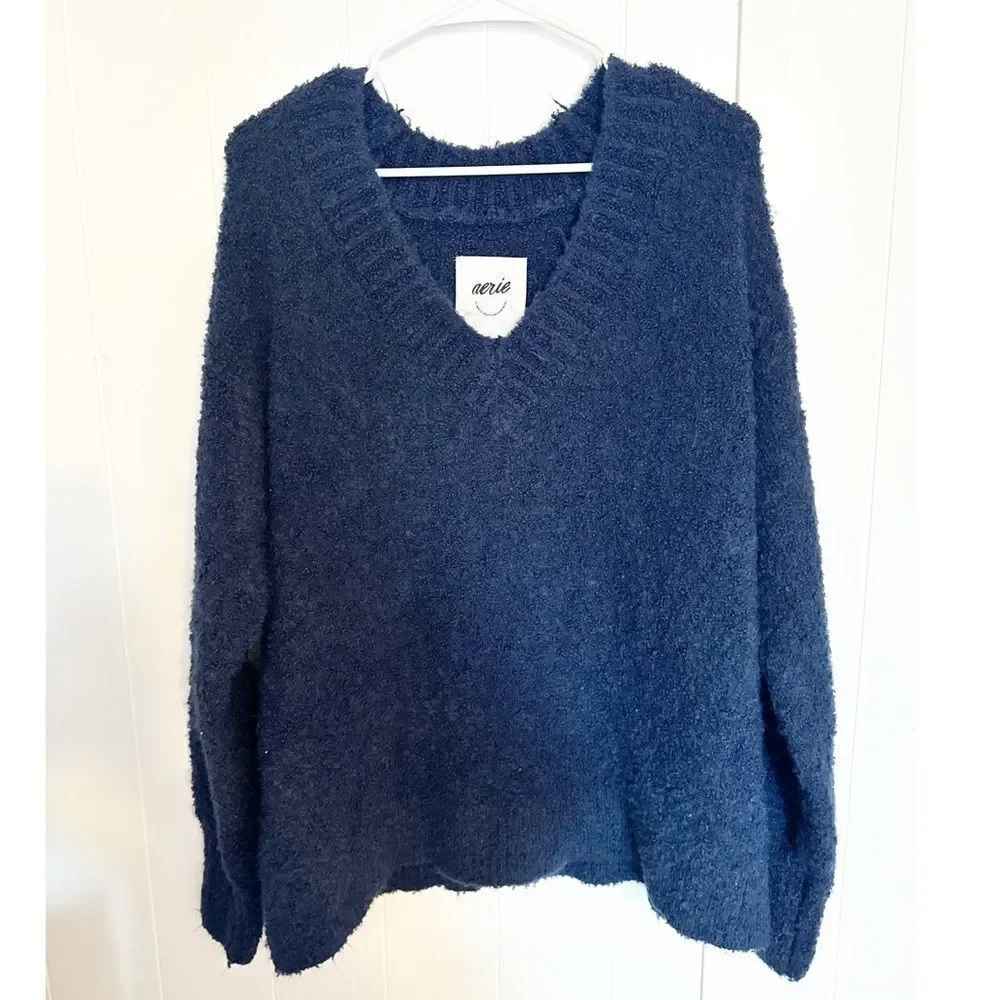 Aerie v-neck oversized fuzzy sweater navy blue